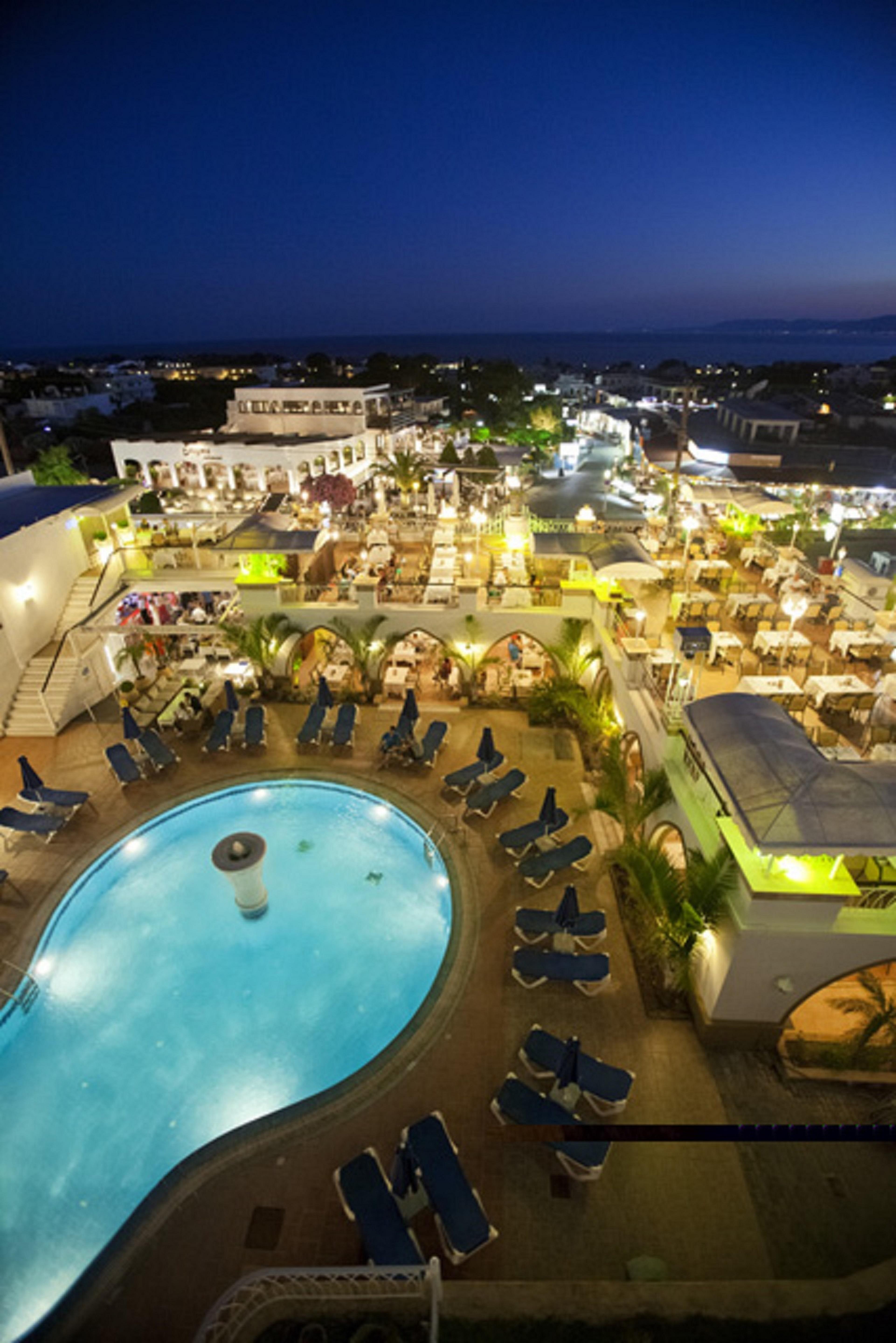 Pefkos &