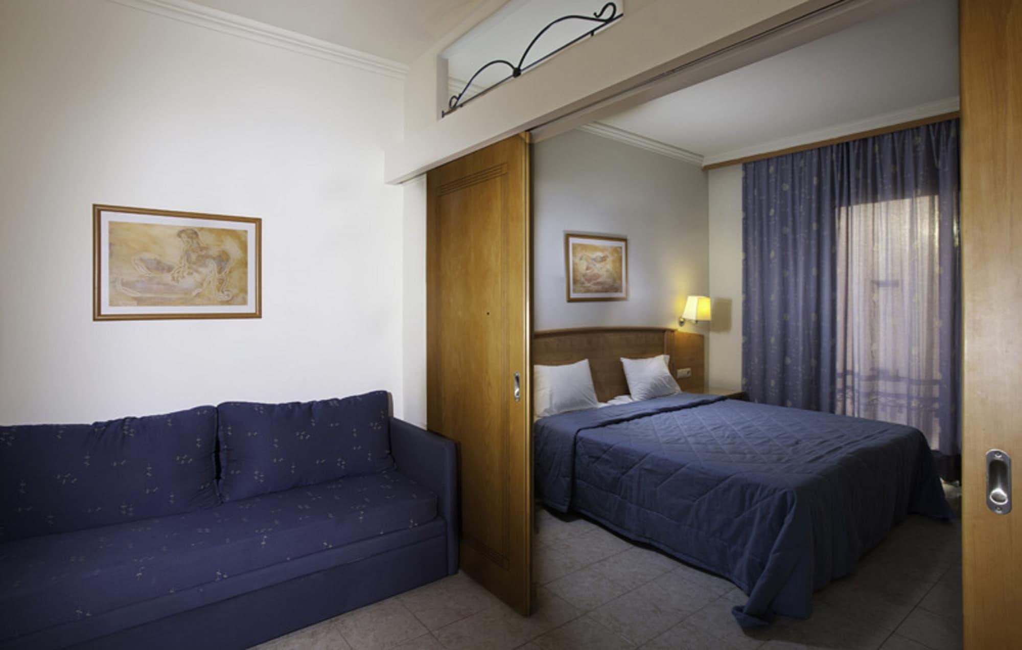 Hotel Pefkos & 3*